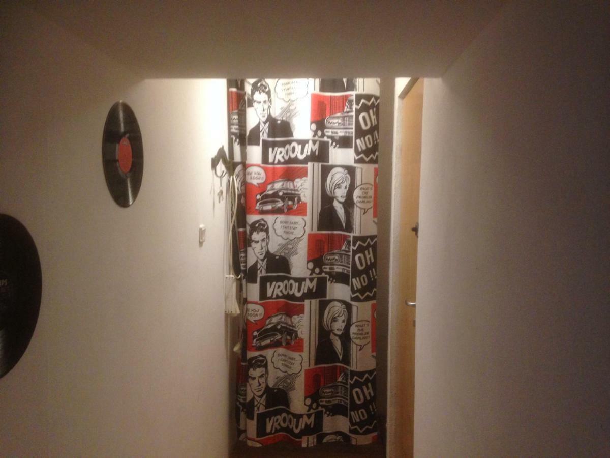 Studio Black And White Apartment Lodz  Luaran gambar